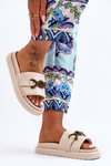 Dámske béžové flip -flops s dekoráciou