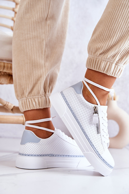 Športové topánky na bielej a modrej platforme Louisa