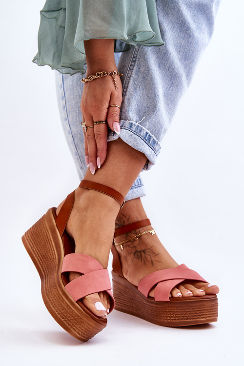 Dámske pohodlné sandále hnedých ružoviek