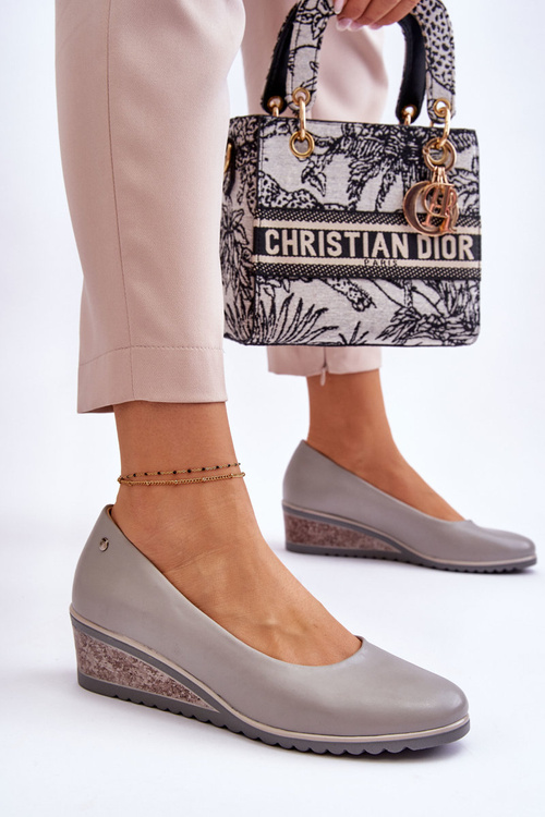 Klasické sivé klinové čerpadlá