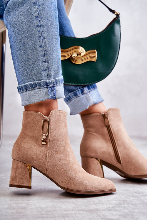 semišové boty na sloupku s ozdobou béžove Erine