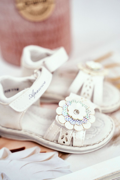 Dětská sandaly bile Mino