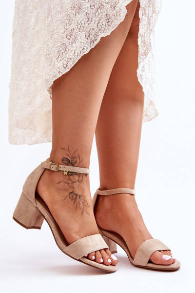 Semišové klasické sandály na nízkém podpatku Béžové Honeymoon