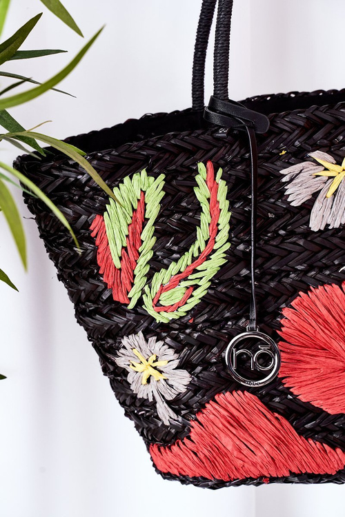 Čierna čierna čierna taška nakupujúci