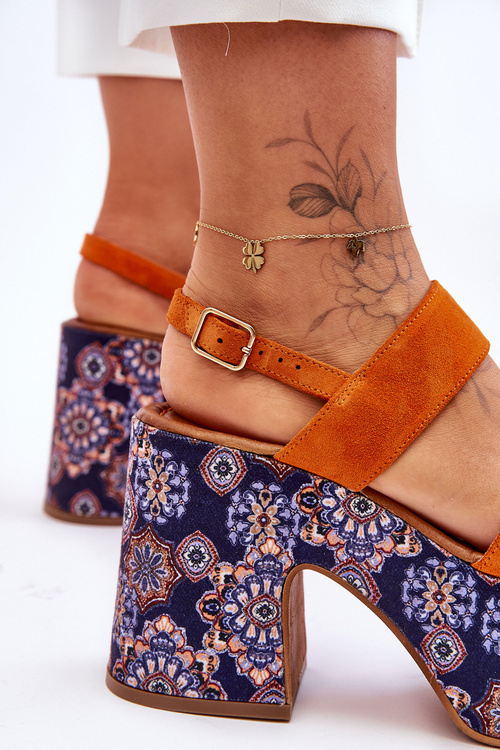Kožené sandály na podpatku Maciejka 06089-18 Oranžová