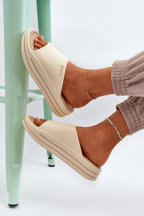 Dámské sandály na platformě Big Star NN274A034 béžové