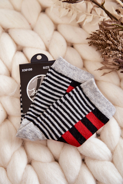 Dětské klasické ponožky s pruhy a pruhy Červené