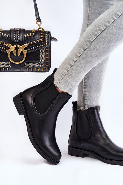 Čierne kožené topánky