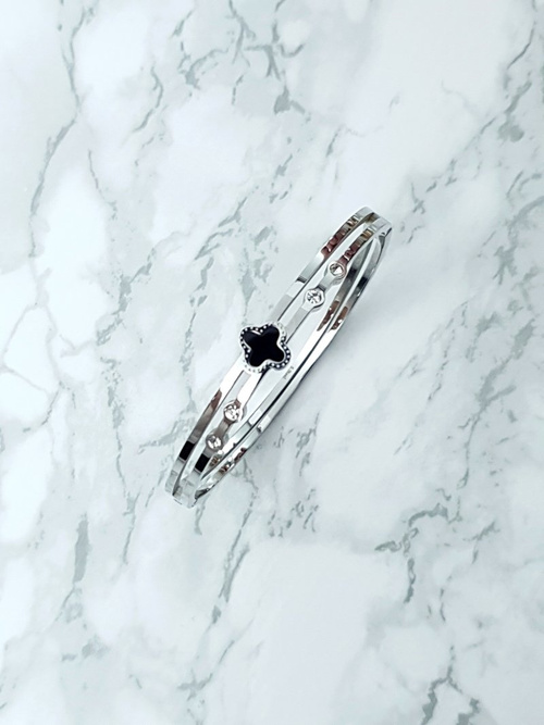 Dámsky oceľový náramok so štyrmi zirkónmi Silver Avior