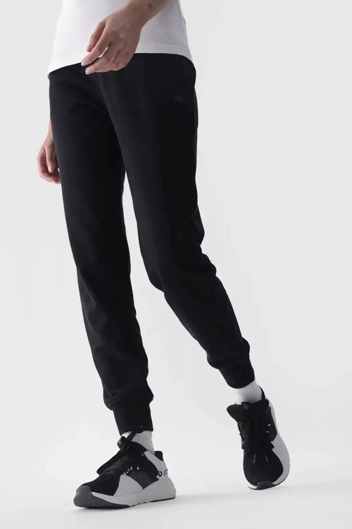 Dámske Teplákové Nohavice Joggery 4F Čierne 4FWMM00TTROF0945-20S