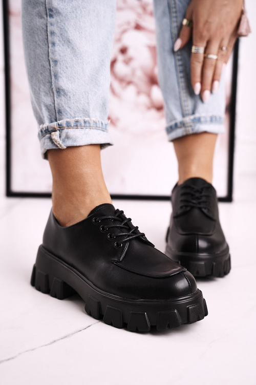 Dámske topánky Oxford na masívnej platforme S. Barski Hx23 čierna