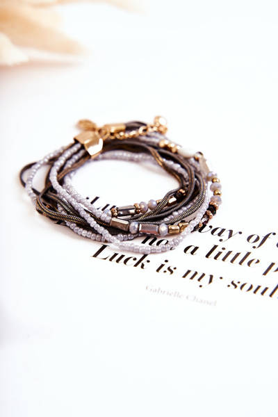 Dámsky náramok s perlami a kryštálmi sivými