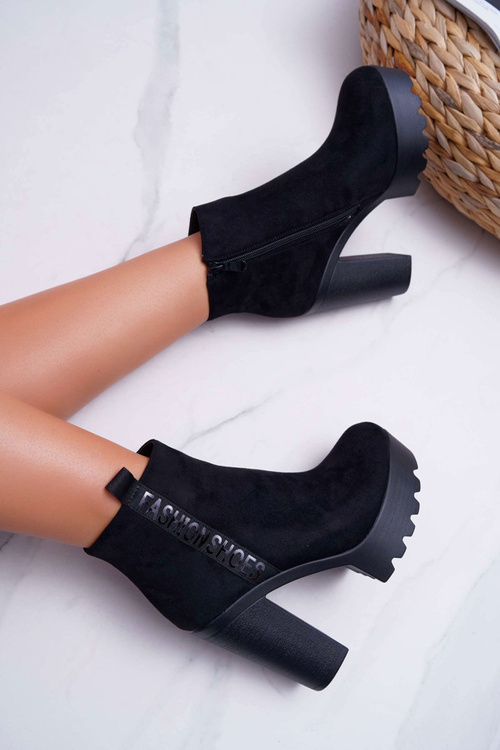 Dámske topánky na post platforme Black Estacado Suede