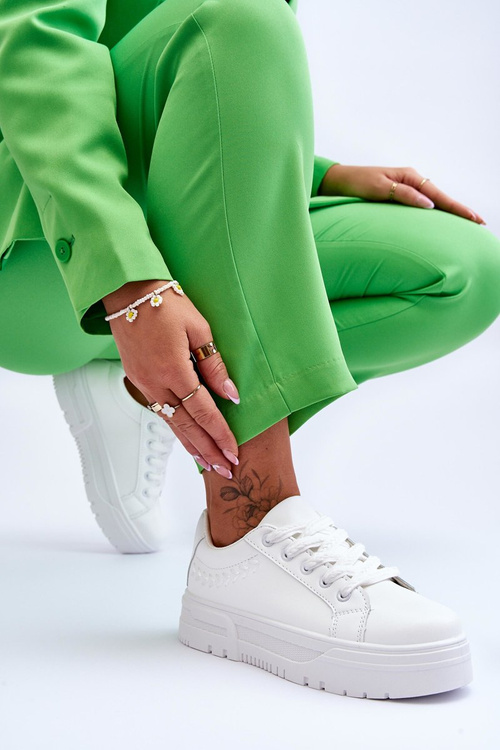 Pohodlné dámské sportovní boty na platformě Bíle Devan