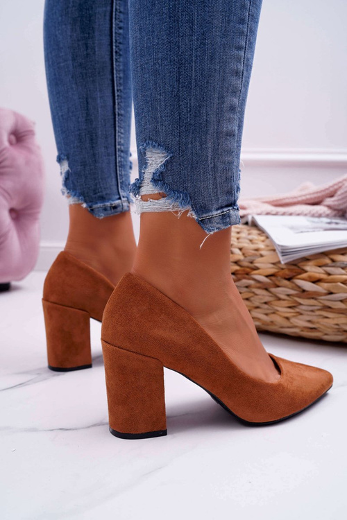 Dámske pumpy na Camel Femmini Suede Post