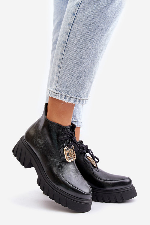 Zazoo 2952 Kožené Čižmy So Zlatou Dekoráciou Čierne
