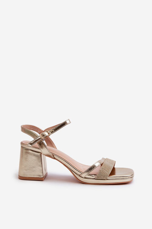 Dámské sandály Na podpatku s lesklým páskem Zlaté Tessata