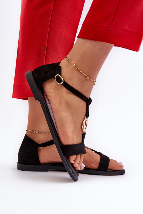 Ploché Dámske Sandále S Zlatou Ozdobou Vinceza 17321 Čierne