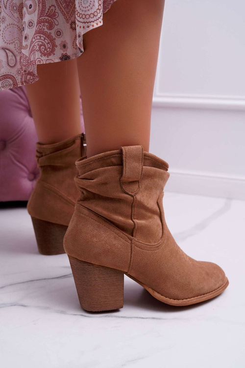 Ženské topánky na stĺpe béžovej Mavericka