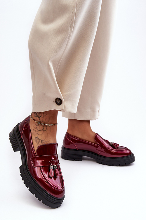 Lakované Loafersy s Fringe Bordó Velenase