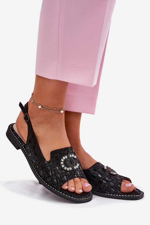 Kožené Sandále S Dekoráciou Na Plochom Opätku S.Barski KV51-096 Čierne