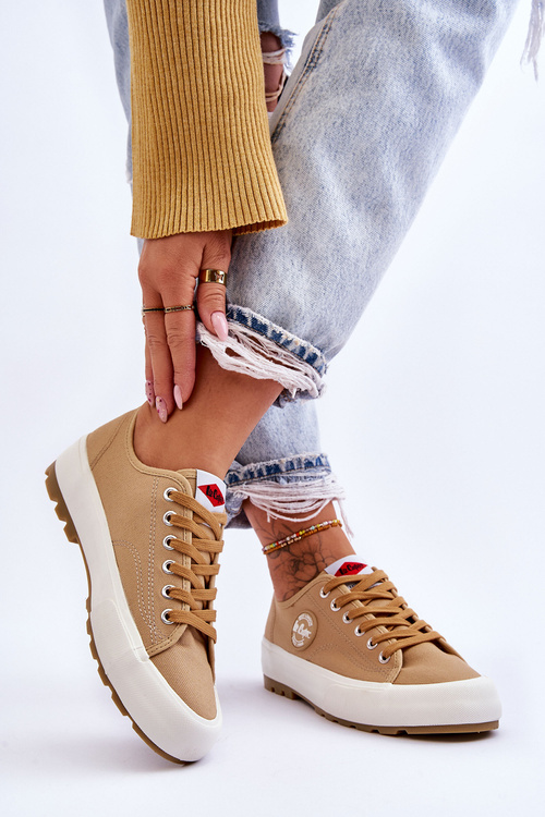 Nízke dámske tenisky na platforme Lee Cooper LCW-23-44-1655L