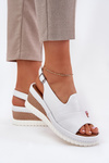 Dámske Kožené Sandále Na Klíne Artiker Biele 56C0918