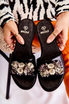 Dámske kožené papuče s ozdobou Nicole 2726 čierna