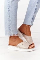 Odstíny hnědé a béžové || Zlatý