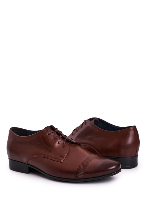 Pánske kožené mokasíry s čiernym kabátom