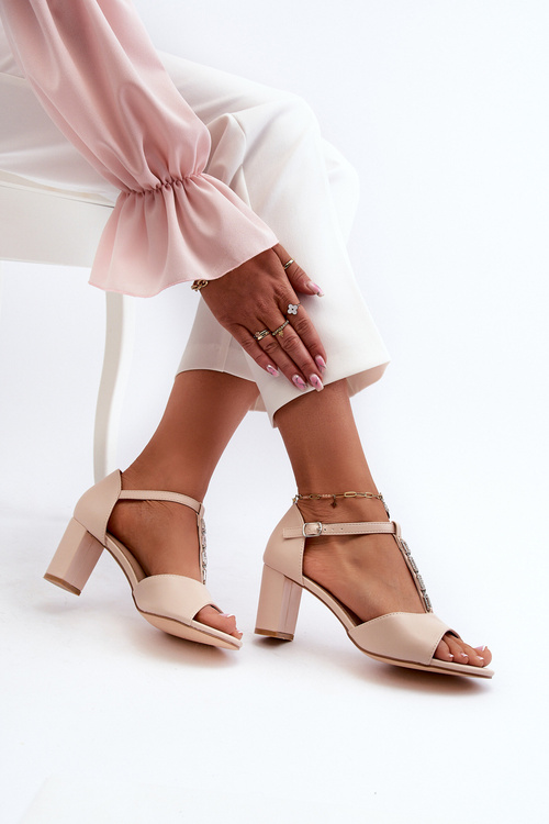 Dámske sandále na opätku s ozdobným remienkom eko koža béžové Triavera