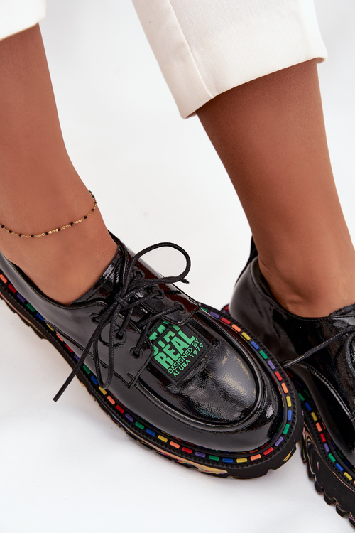 Lakované kožené dámske poltopánky Artiker 57C0172 Čierne