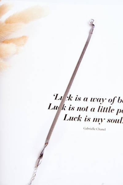 Klasický dámsky strieborný náramok