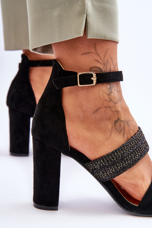 Semišové sandále s opleteným vysokošekovým pásom Roselia