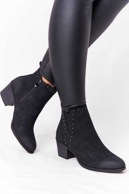 Izolované topánky žien na Black Morgan Post