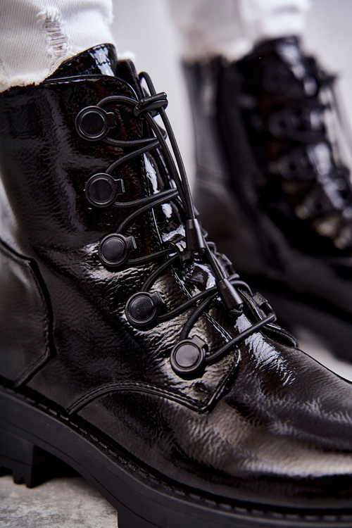 Ženské lakované izolované topánky s čiernou horskou zvlnením