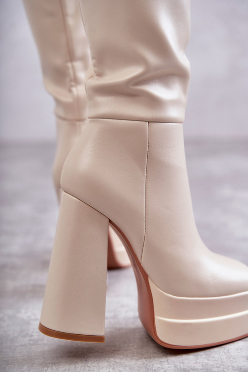 Módní kožené kozačky na robustních podpatcích béžove Meggie