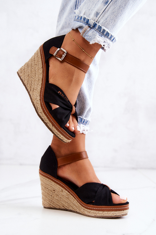 Dámské sandály na klínku Big Star JJ274937 Cerne