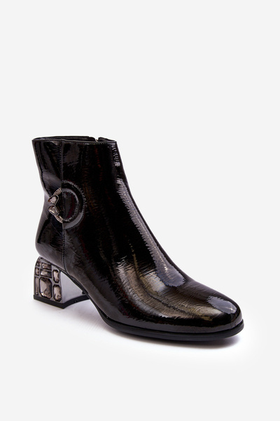 Maľované dámske topánky na zdobenej päte D&A MR870-93 čierna