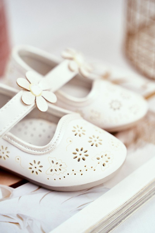 Biele baleríny kvetiny pre suchý suchý suchý suchý suchý suchý