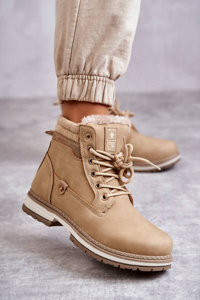 Izolované topánky žien tmavé béžové liv topánky