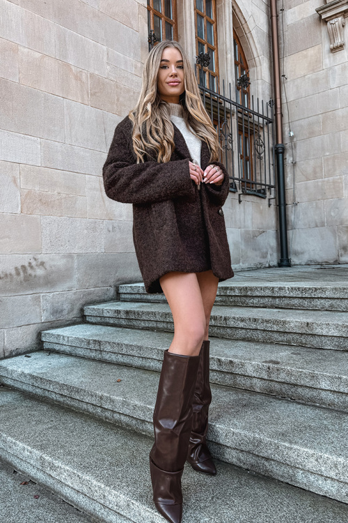 Zateplené dámske čižmy s obráteným golierom na podpätku blok čokoládové Elivira