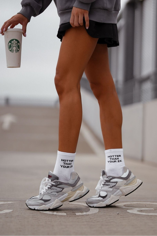 Dámske Ponožky S Nápisom Hotter Than Your Ex Biele