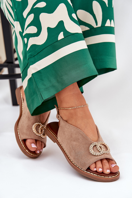 Dámské Sandály S Dekorací Na Plochém Podpatku Eko Semišové Tmavě Béžové Ralisses