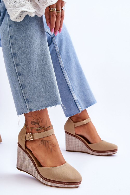 Dámské klasické sandály na klínu Tmavě béžová Malani