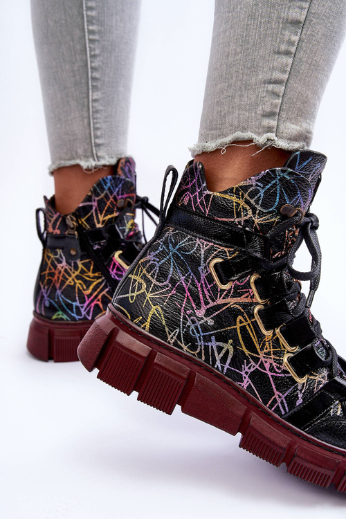 Kožené ploché šnurovacie topánky Maciejka 06158-01 Čierna