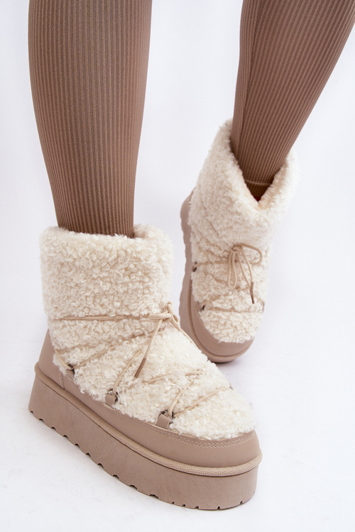 Zviazané dámske snehové topánky na silnom béžovom loso