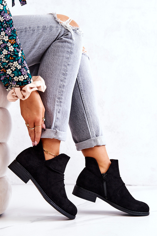 Ažurové pomačkané boty Černé Cynthia