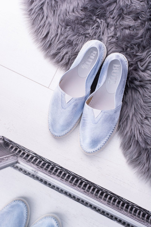 Dámska modrá kožená sklz na frela