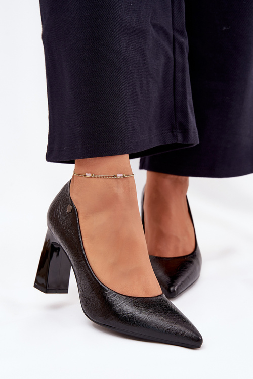 Dámské lodičky na podpatku Vinceza 62252 černé